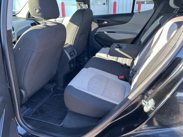 Used 2022 Chevrolet Equinox LS w/ LS Convenience Package image 34