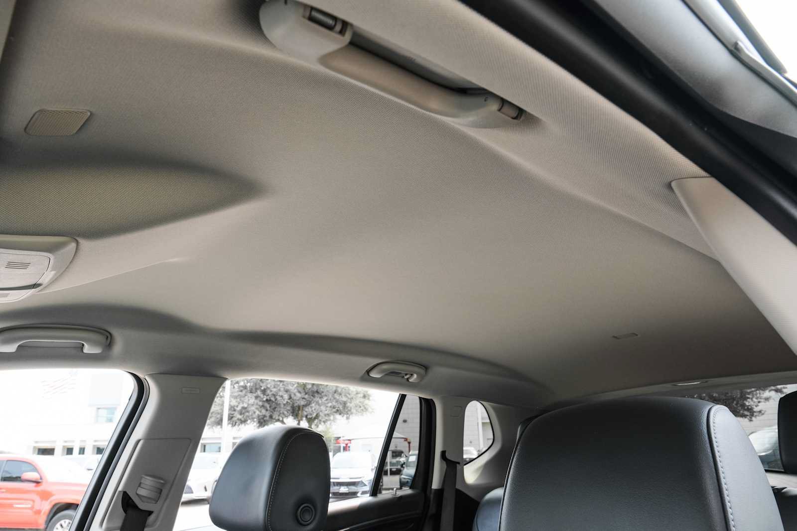 Used 2020 Buick Envision Essence FWD image 32