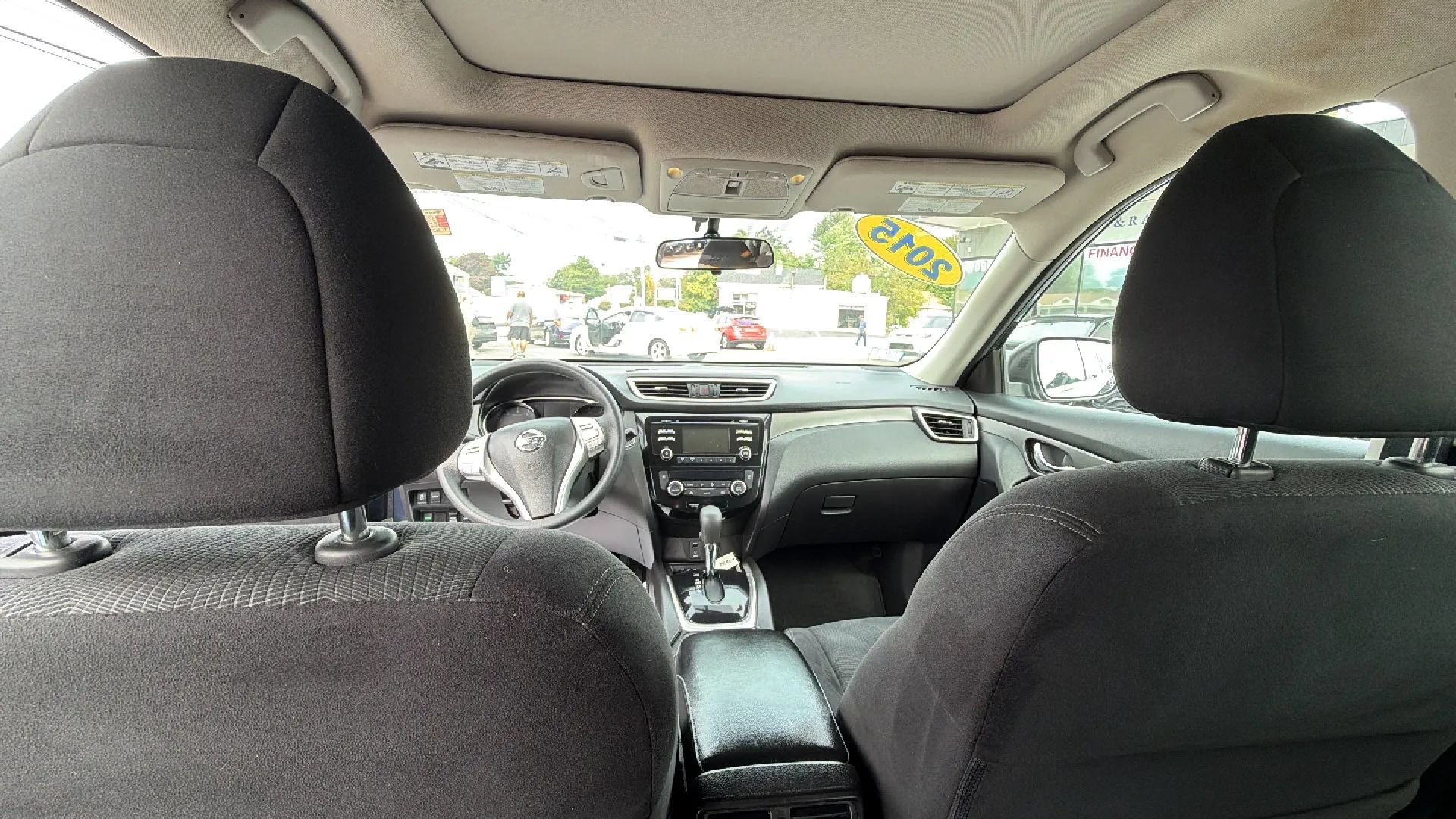 Used 2015 Nissan Rogue SV w/ SV Moonroof Package AWD/4WD image 14
