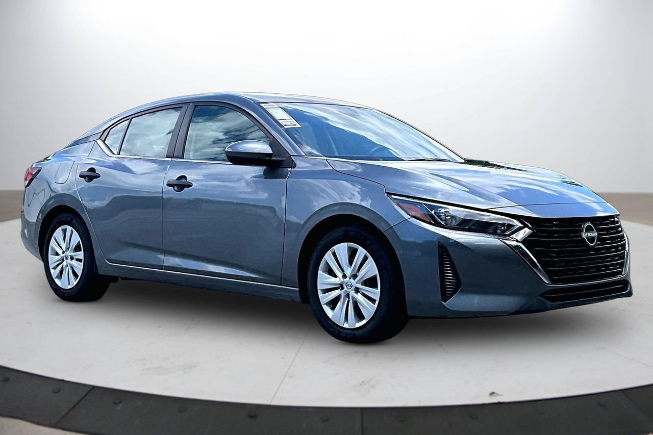 Used 2024 Nissan Sentra S FWD image 2