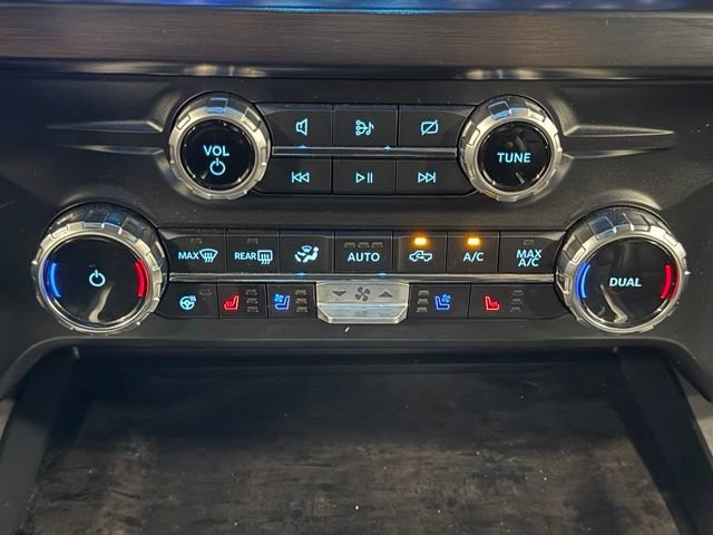 Used 2024 Ford F250 Lariat w/ Lariat Ultimate Package AWD/4WD image 30
