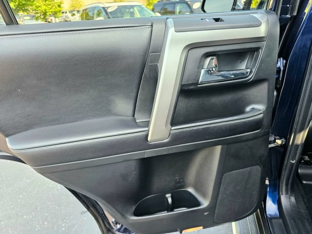Used 2019 Toyota 4Runner SR5 AWD/4WD image 26