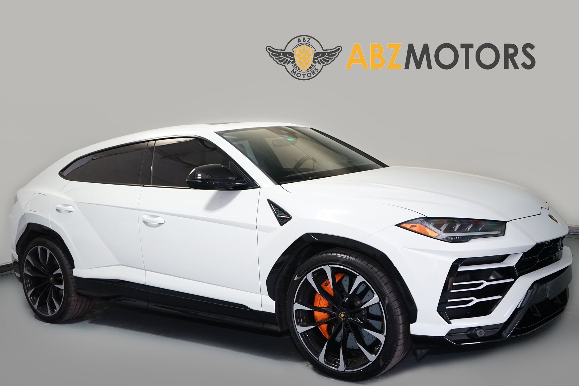 Used 2021 Lamborghini Urus image 1