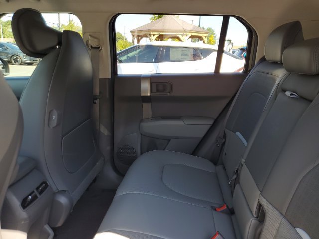 New 2027 Kia EV3 Wind FWD image 15