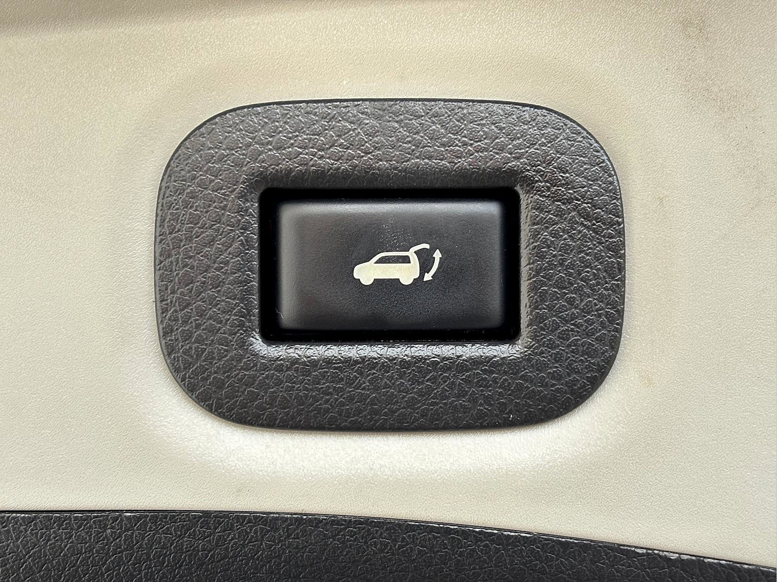 Used 2018 Nissan Rogue SL AWD/4WD image 7