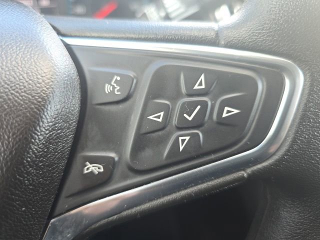 Used 2018 Chevrolet Equinox LT image 19