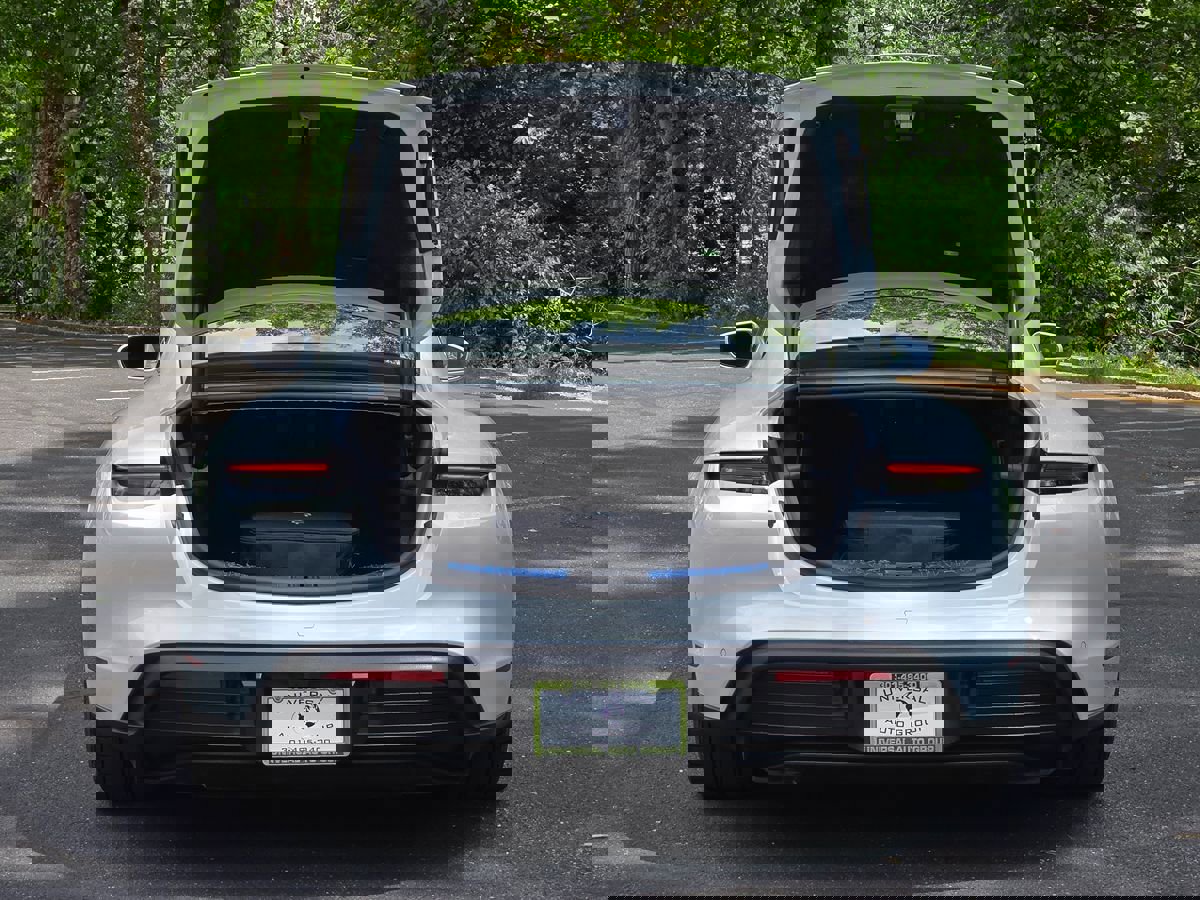 Used 2020 Porsche Taycan 4S w/ Premium Package image 64