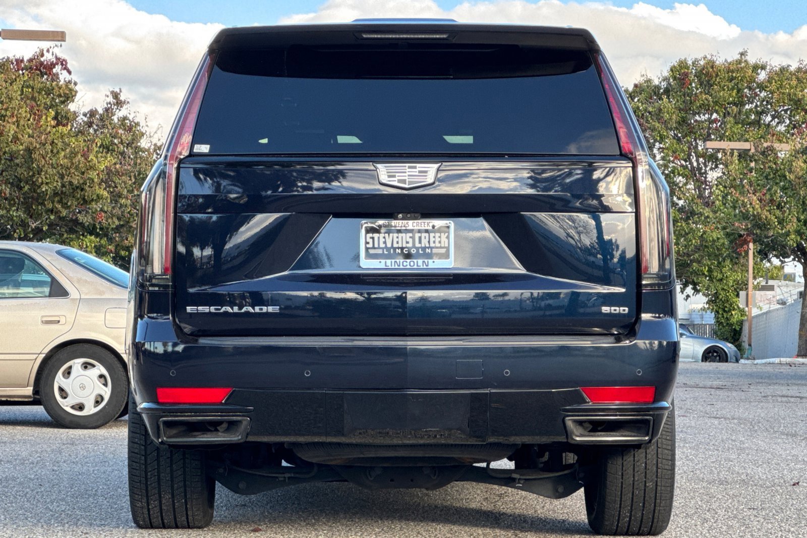 Used 2021 Cadillac Escalade ESV Sport w/ Driver Assist Tech Package image 5