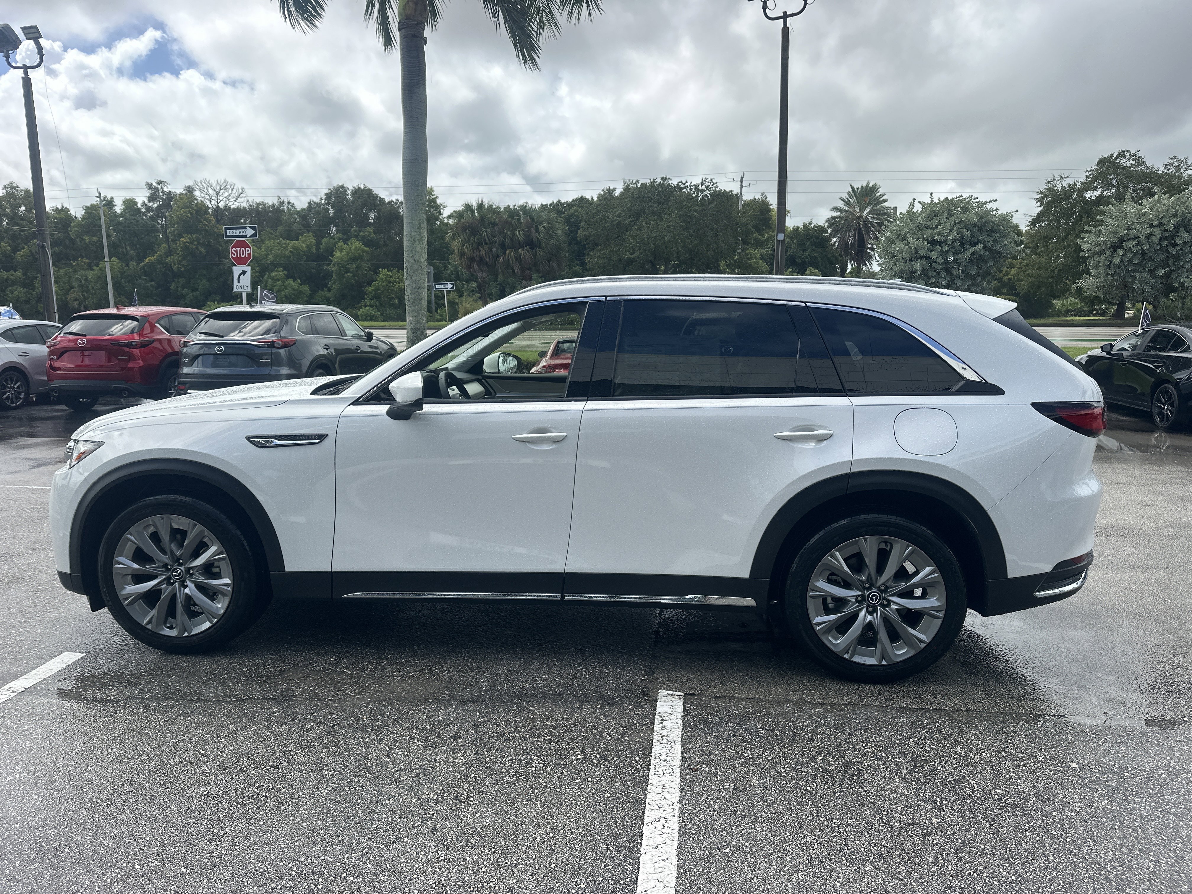 New 2026 MAZDA CX-90 3.3 Turbo w/ Premium Plus Pkg image 9