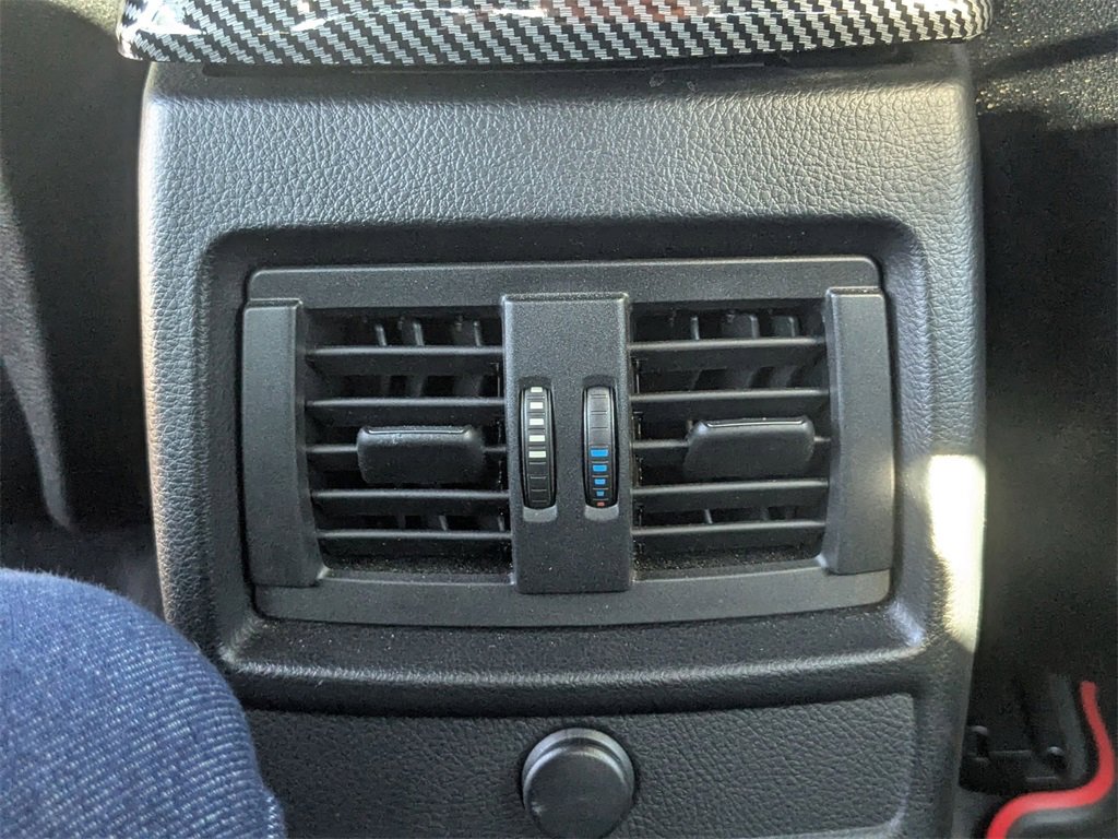 Used 2015 BMW 435i xDrive Convertible image 28