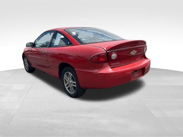Used 2004 Chevrolet Cavalier Coupe w/ Sport Appearance Package FWD image 5