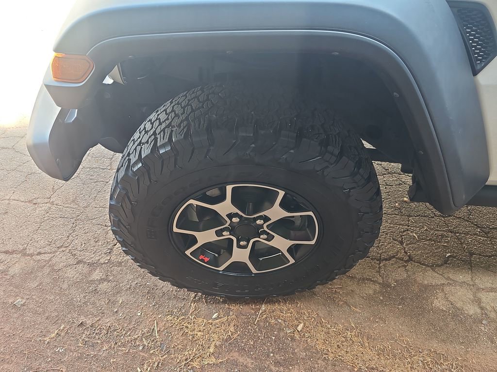 Used 2022 Jeep Wrangler Unlimited Rubicon AWD/4WD image 27
