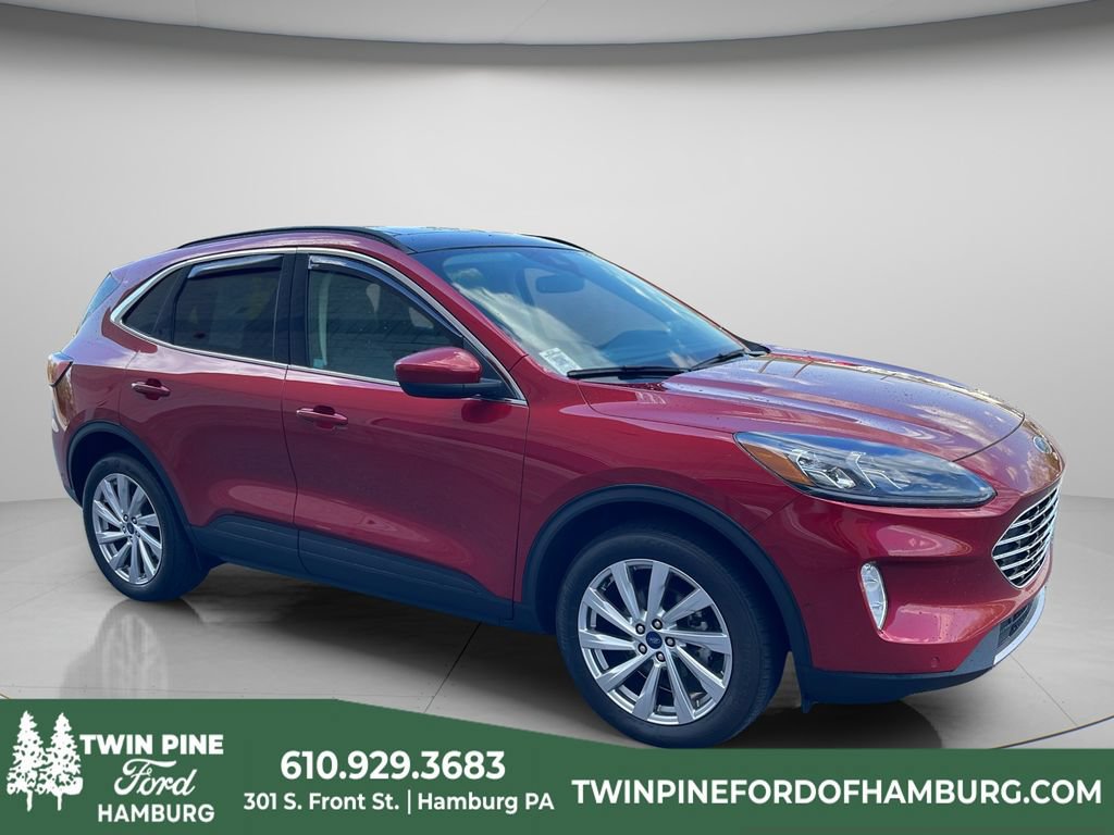 Used 2022 Ford Escape Titanium w/ Titanium Elite Package AWD/4WD image 1