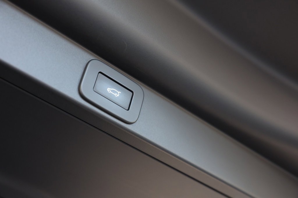 Used 2023 Land Rover Range Rover Long Wheelbase Autobiography image 29