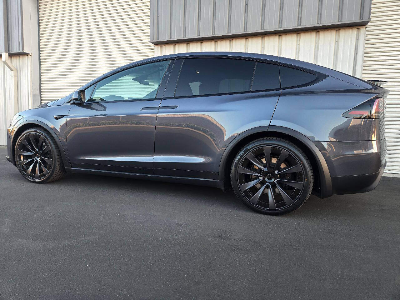 Used 2022 Tesla Model X Plaid AWD/4WD image 5
