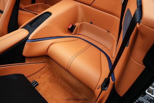 Used 2026 Ferrari Roma Spider RWD image 43