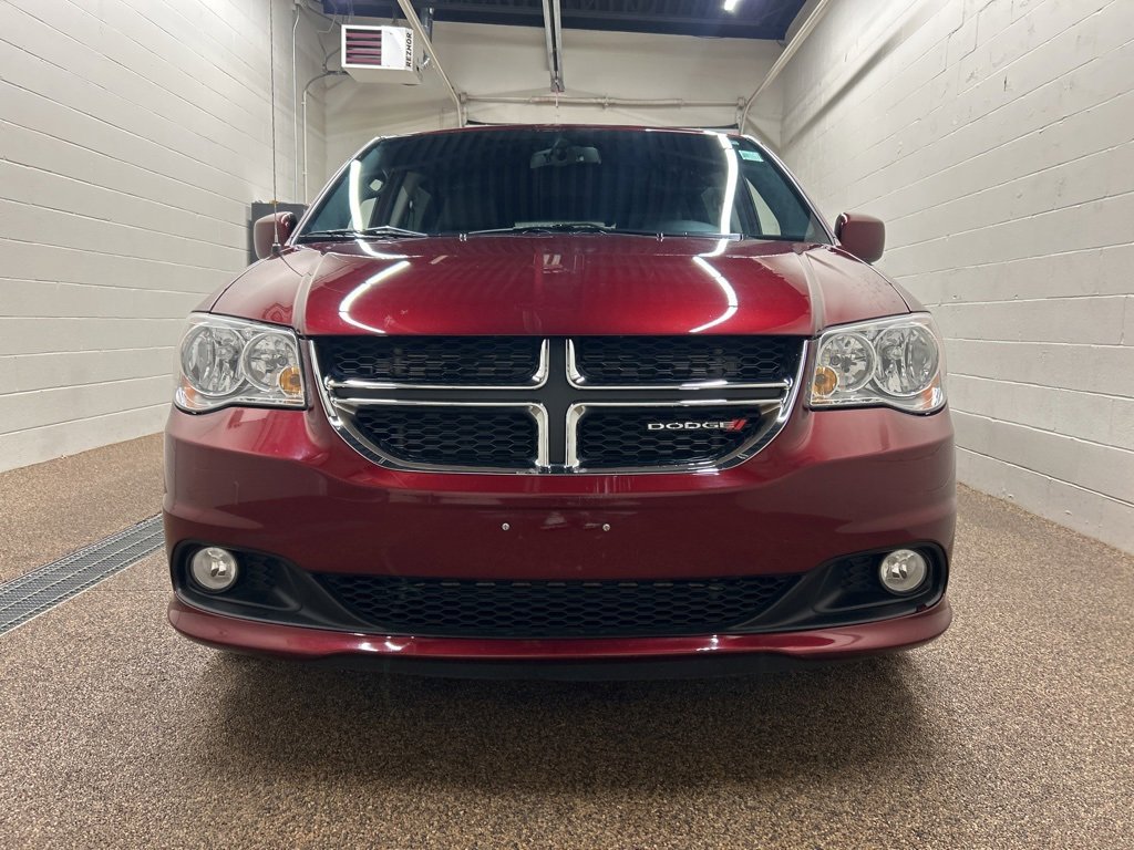 Used 2016 Dodge Grand Caravan SXT image 6