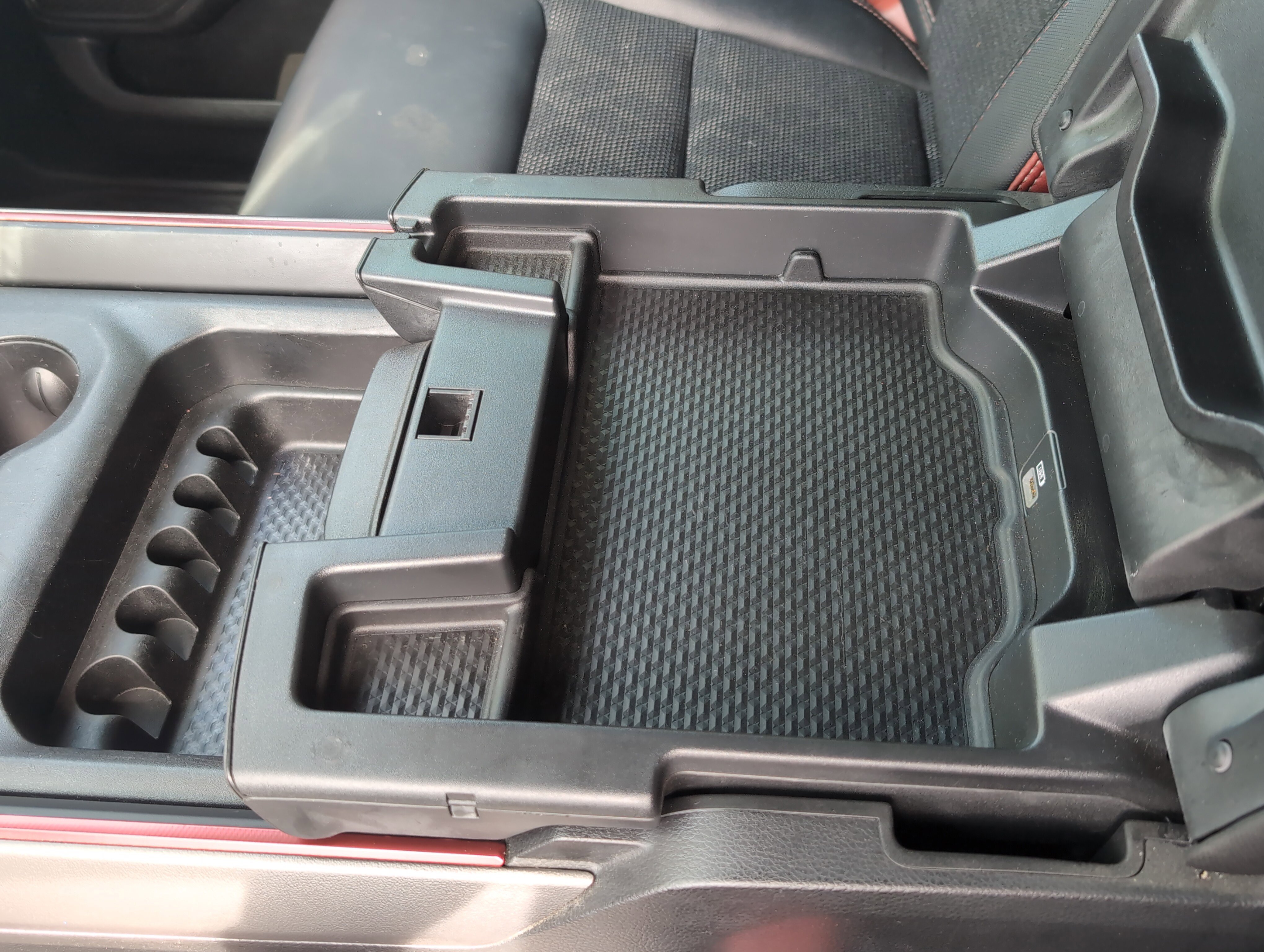 Used 2019 RAM 1500 Rebel w/ Rebel Level 2 Equipment Group AWD/4WD image 39