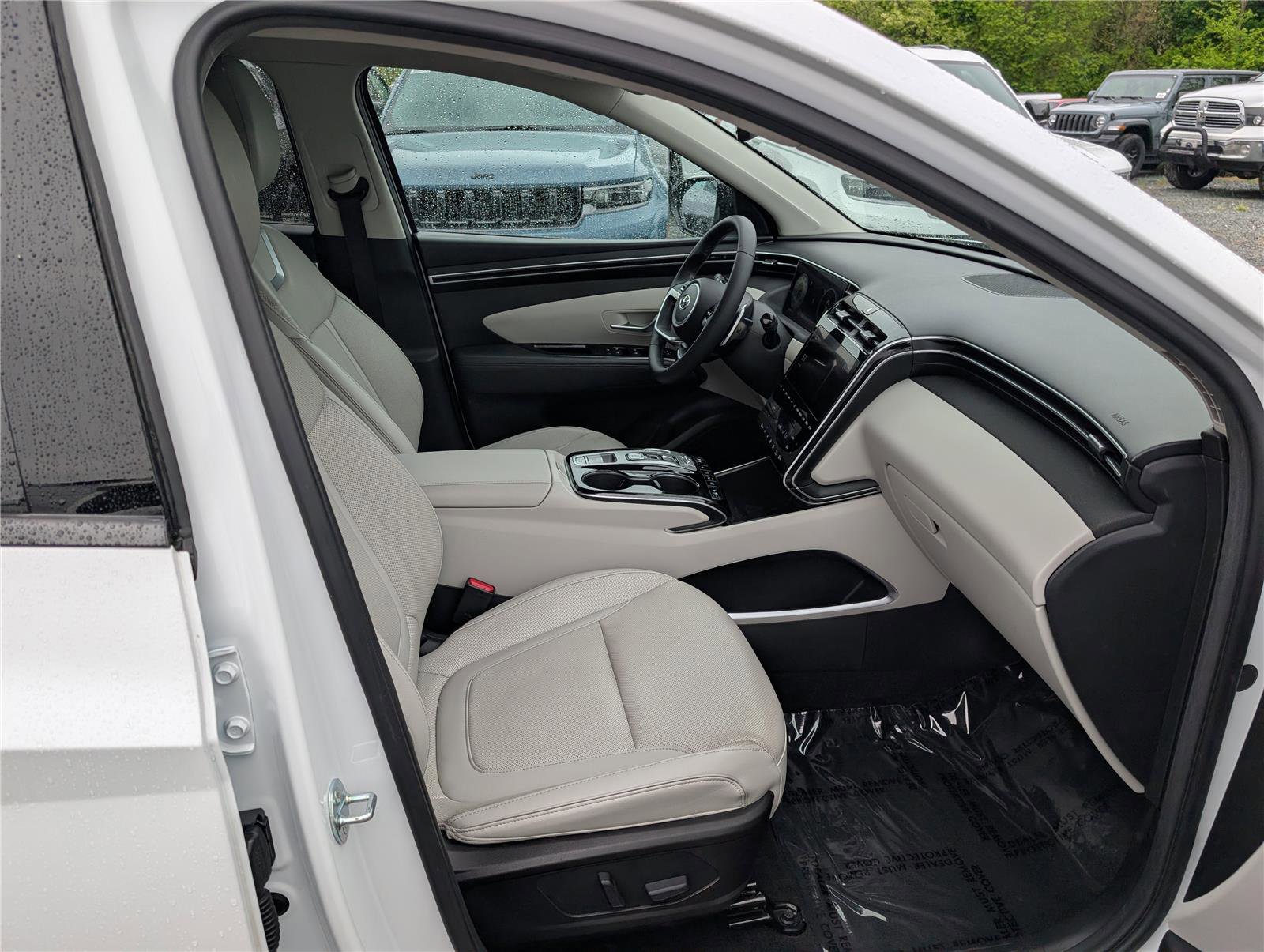 Used 2022 Hyundai Tucson Limited AWD/4WD image 9