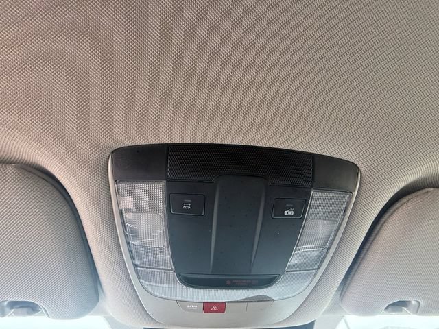 Used 2024 Kia Sorento S FWD image 7