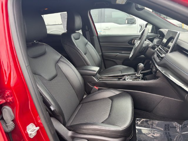 Used 2025 Jeep Compass Latitude w/ Altitude Special Edition AWD/4WD image 26