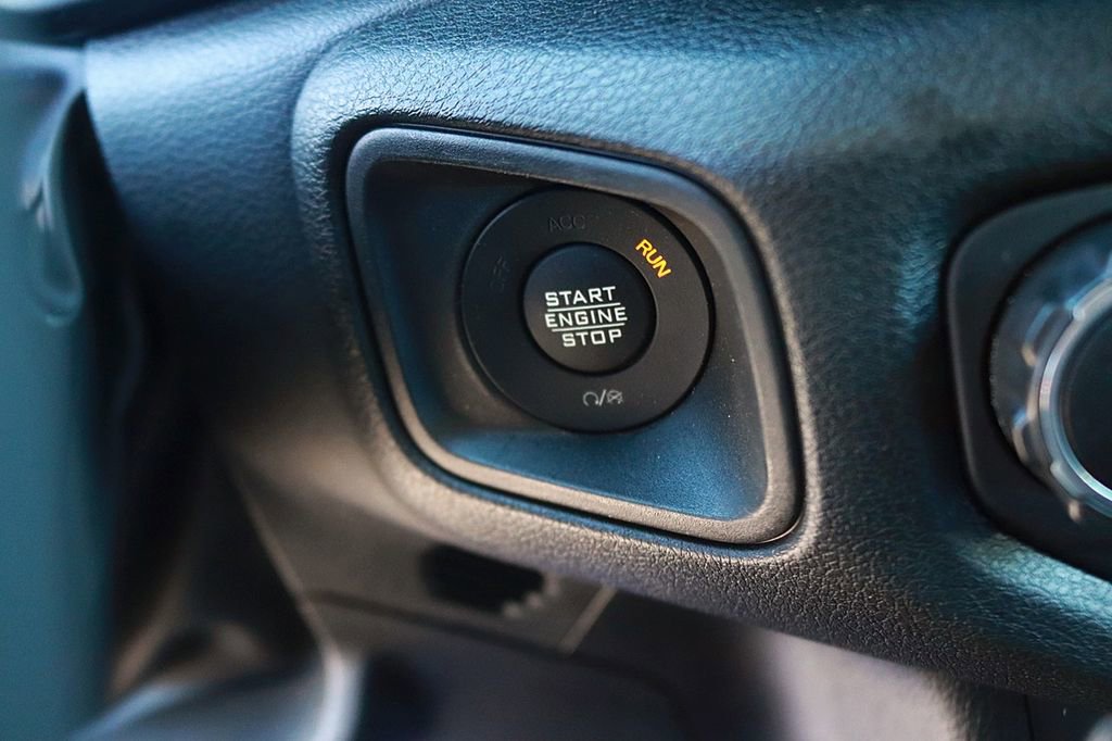 Used 2025 Jeep Wrangler Unlimited Sport AWD/4WD image 22