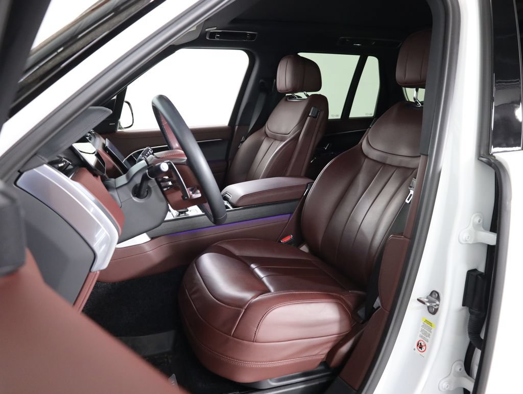 Used 2025 Land Rover Range Rover SE AWD/4WD image 37