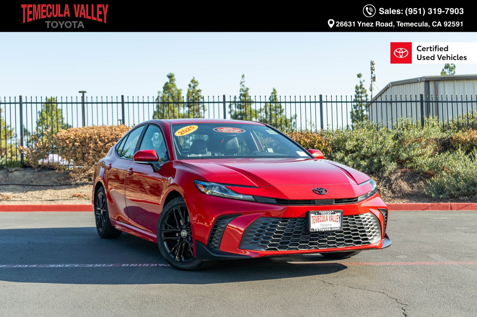 Certified 2025 Toyota Camry SE w/ Convenience Package FWD image 1