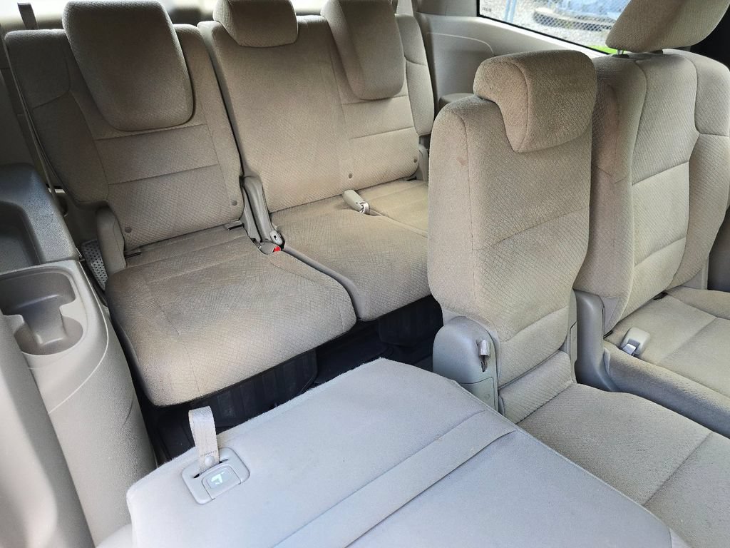 Used 2016 Honda Odyssey SE image 15