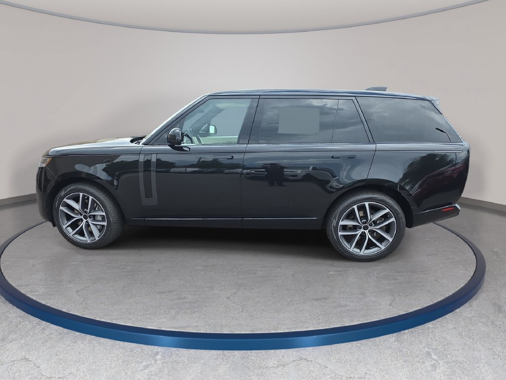 New 2026 Land Rover Range Rover Long Wheelbase SE AWD/4WD image 8