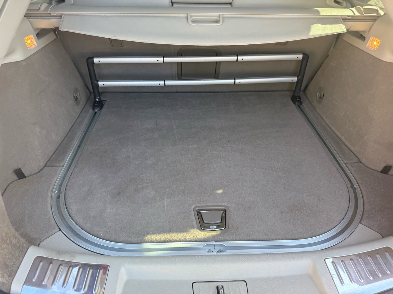 Used 2015 Cadillac SRX Luxury w/ Driver Awareness Package image 71