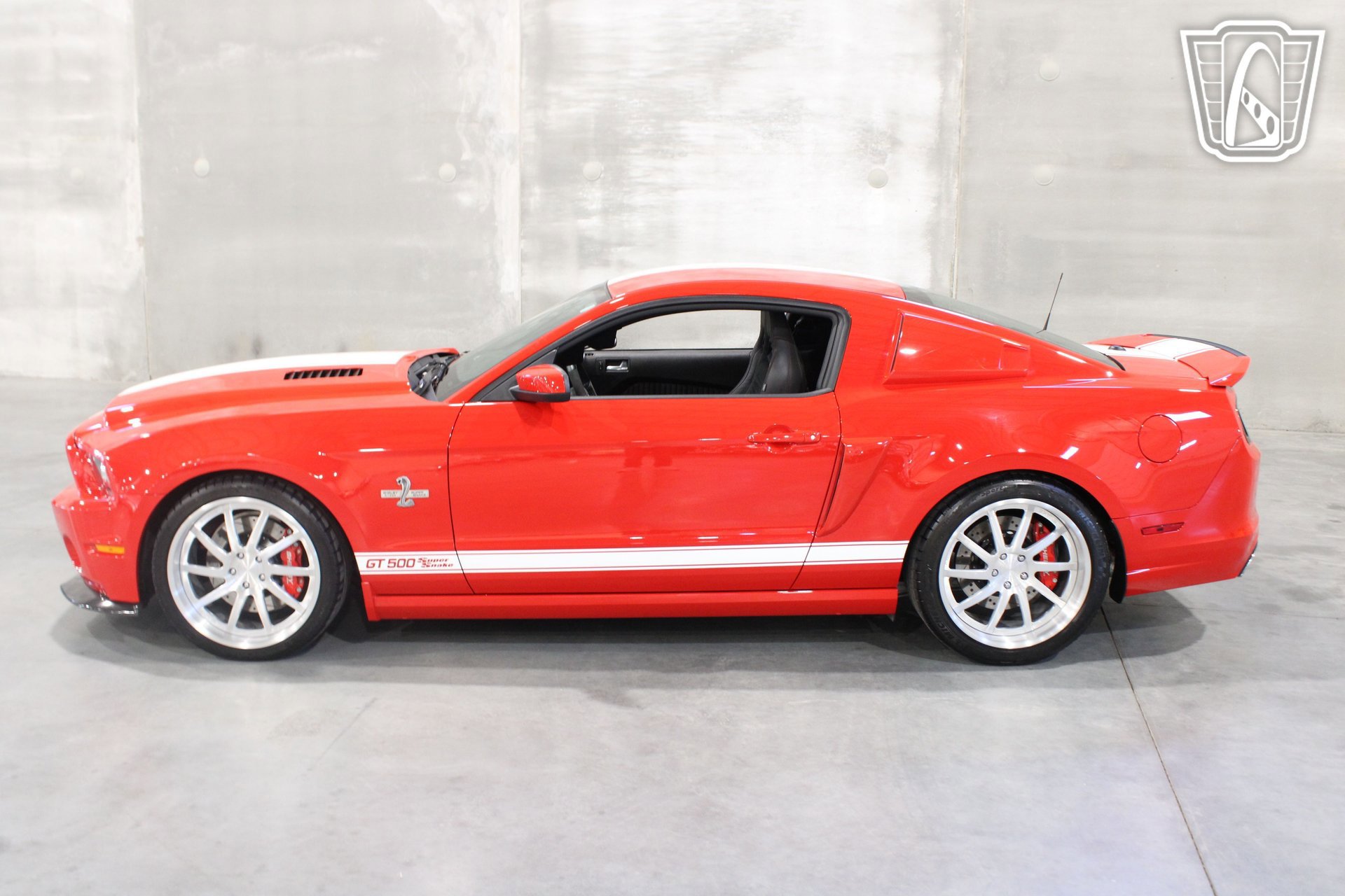 Used 2013 Ford Mustang Shelby GT500 w/ Electronics Pkg image 2