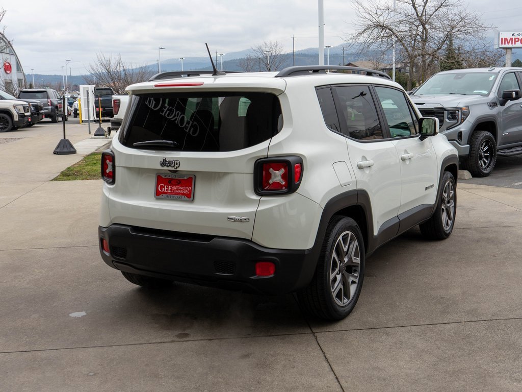 Used 2017 Jeep Renegade Latitude image 7