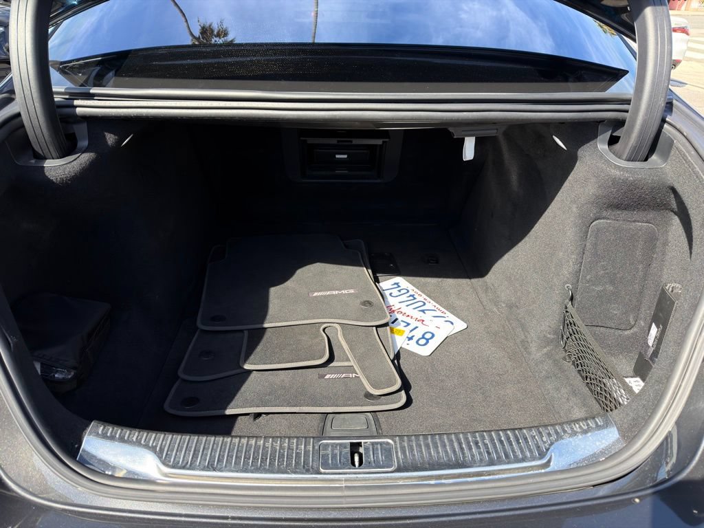 Used 2022 Mercedes-Benz S 500 4MATIC w/ AMG Line Package image 9