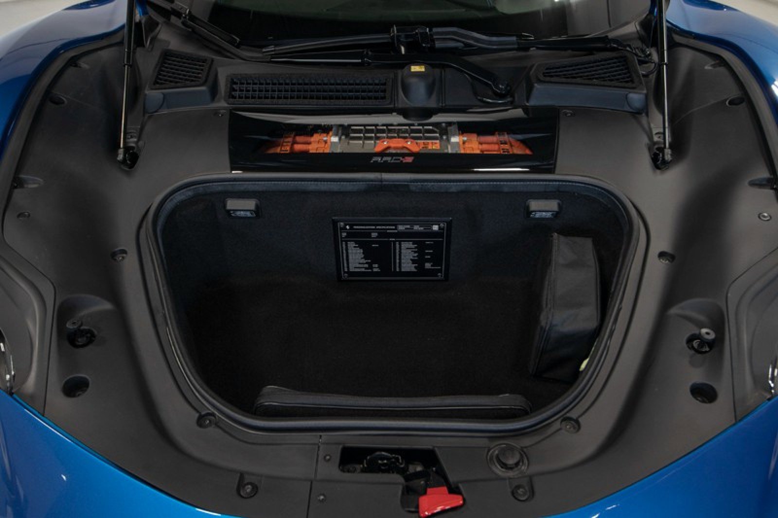 Used 2024 Ferrari SF90 Spider image 79