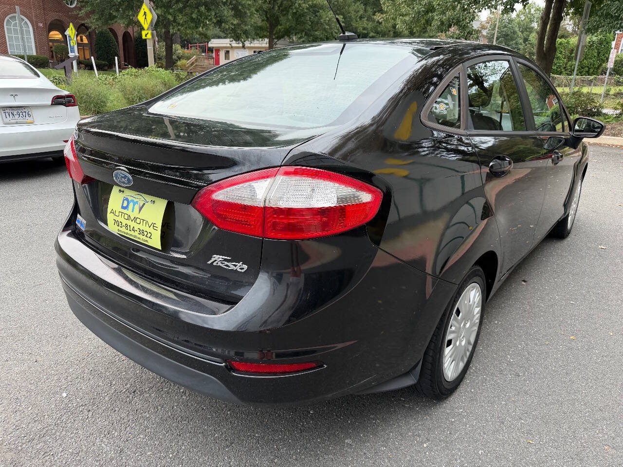 Used 2015 Ford Fiesta S FWD image 6