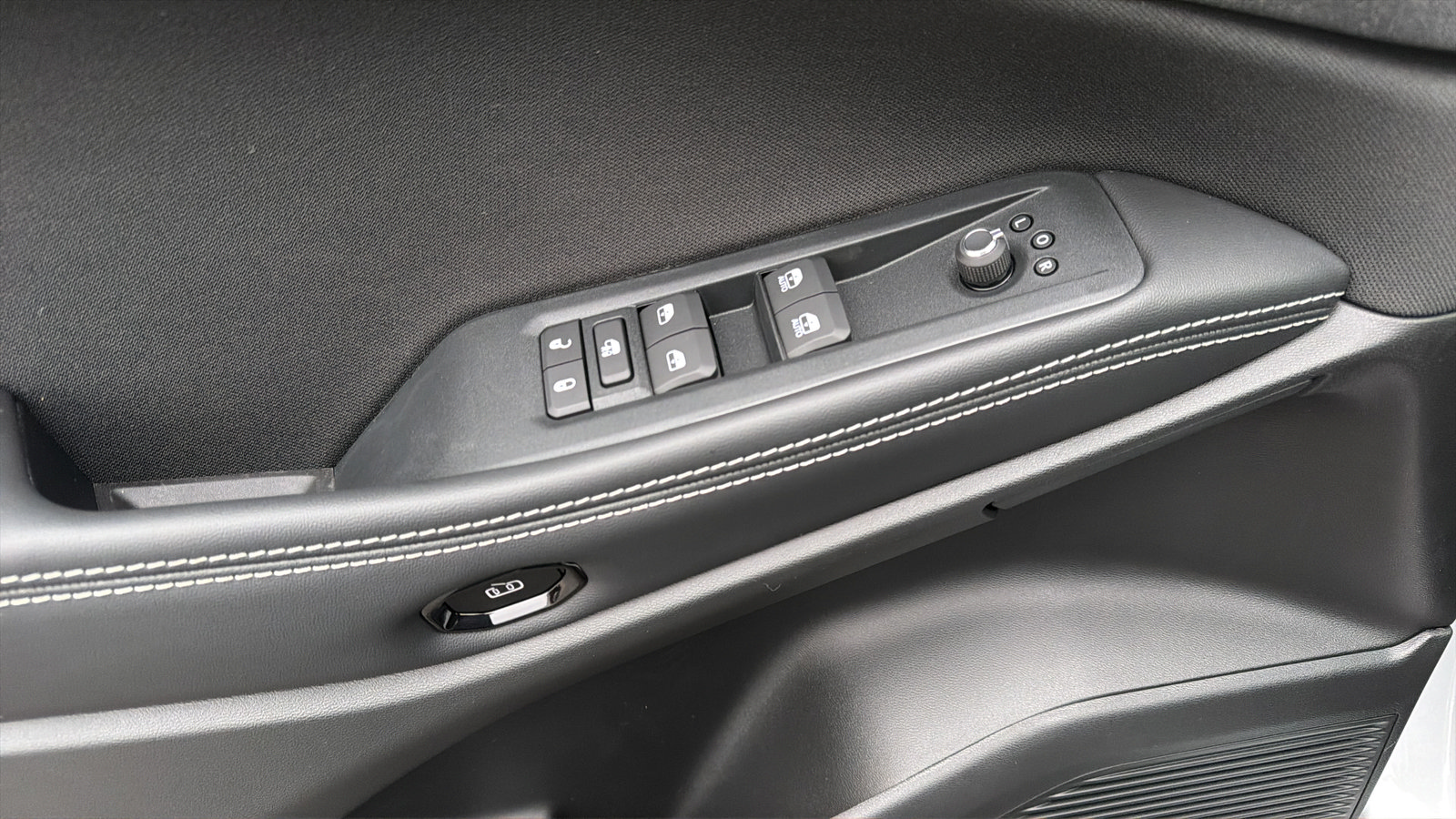 New 2026 Jeep Cherokee Laredo AWD/4WD image 23