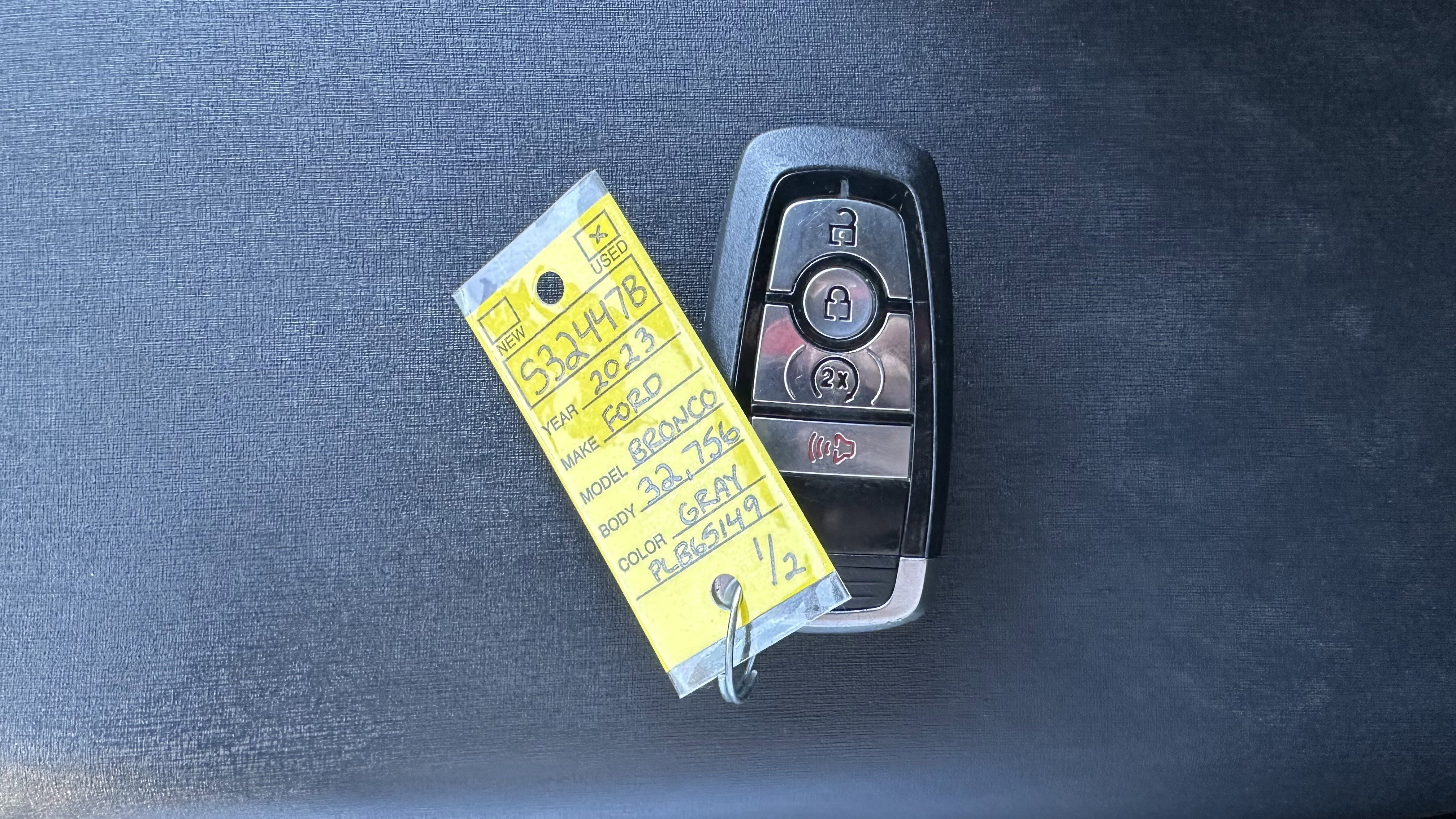 Used 2023 Ford Bronco Wildtrak image 17