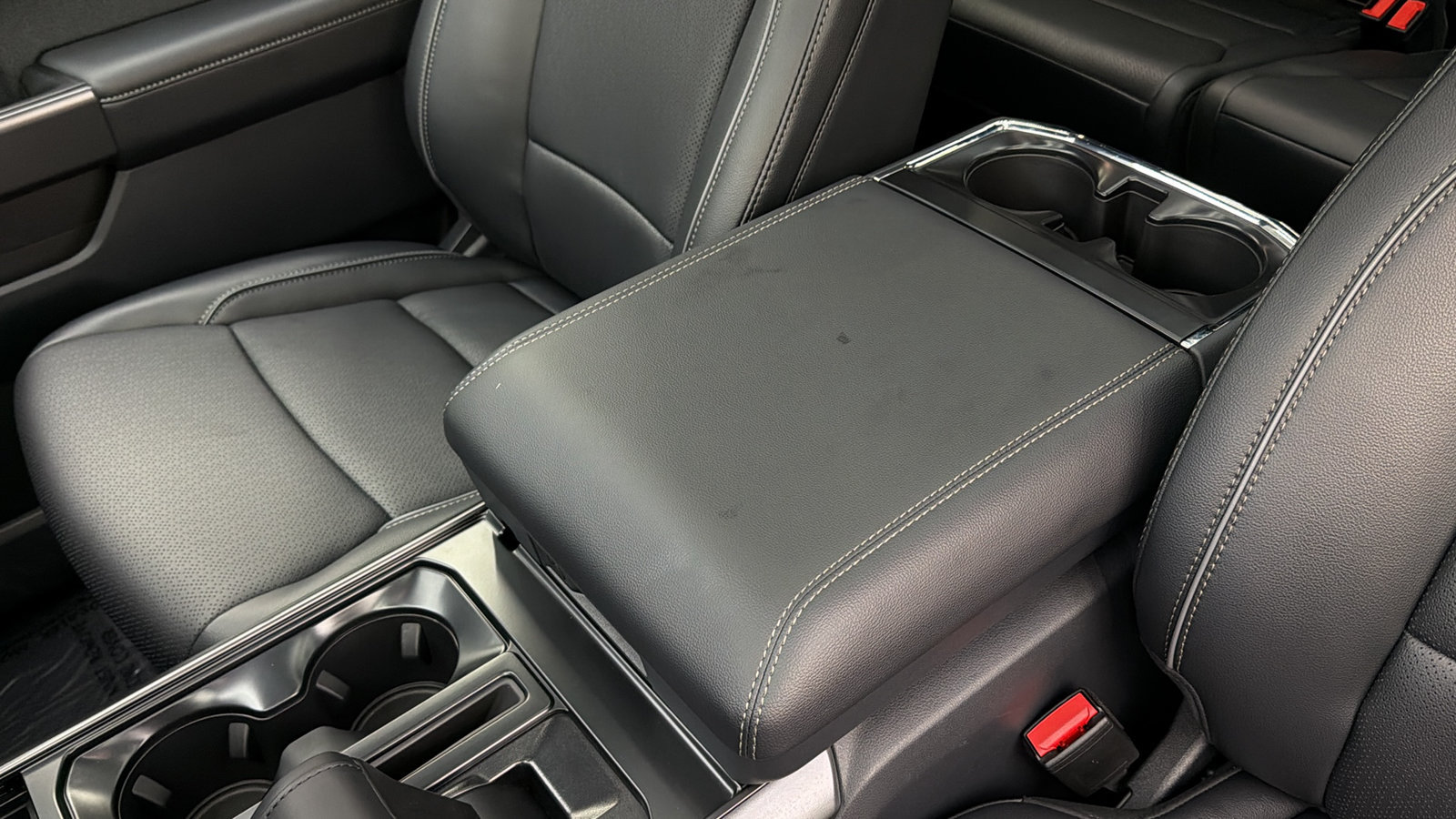 Used 2026 Ford F150 Lariat AWD/4WD image 25