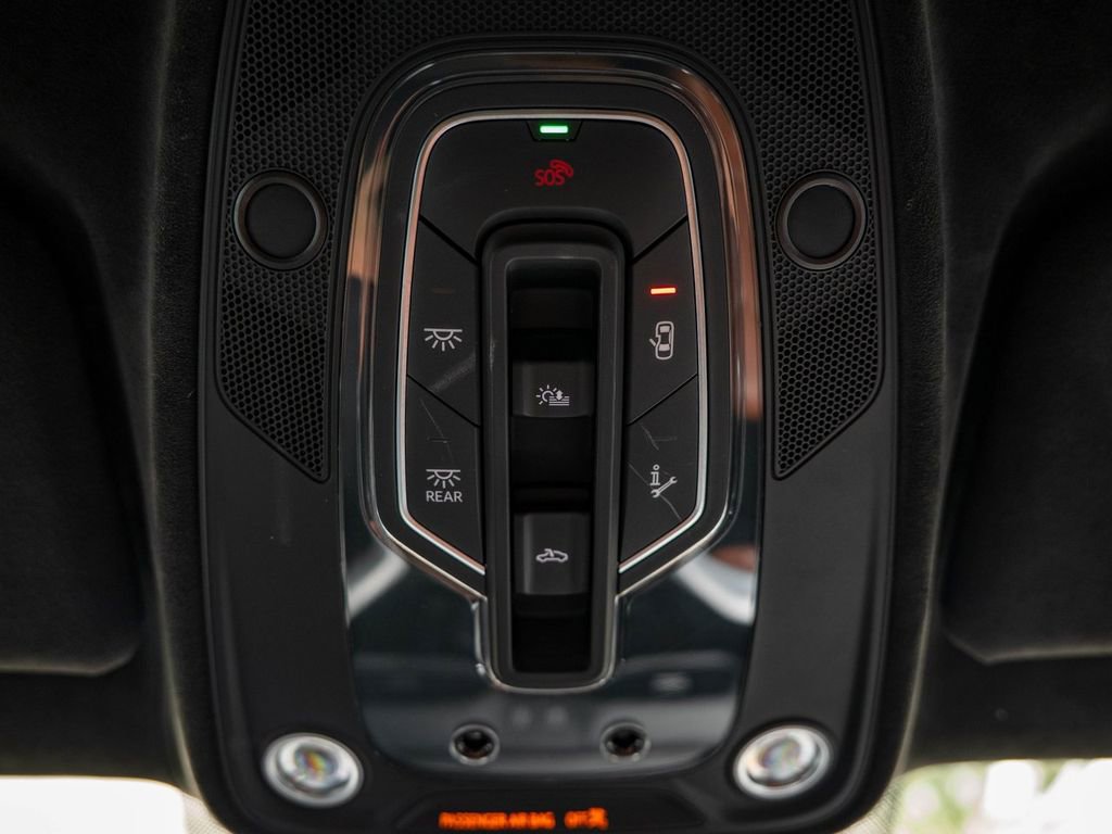 Used 2024 Lamborghini Urus S AWD/4WD image 15