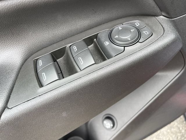 Used 2024 Chevrolet Equinox LT FWD image 13
