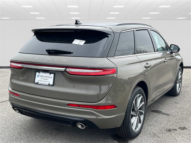 New 2025 Lincoln Corsair Grand Touring image 3