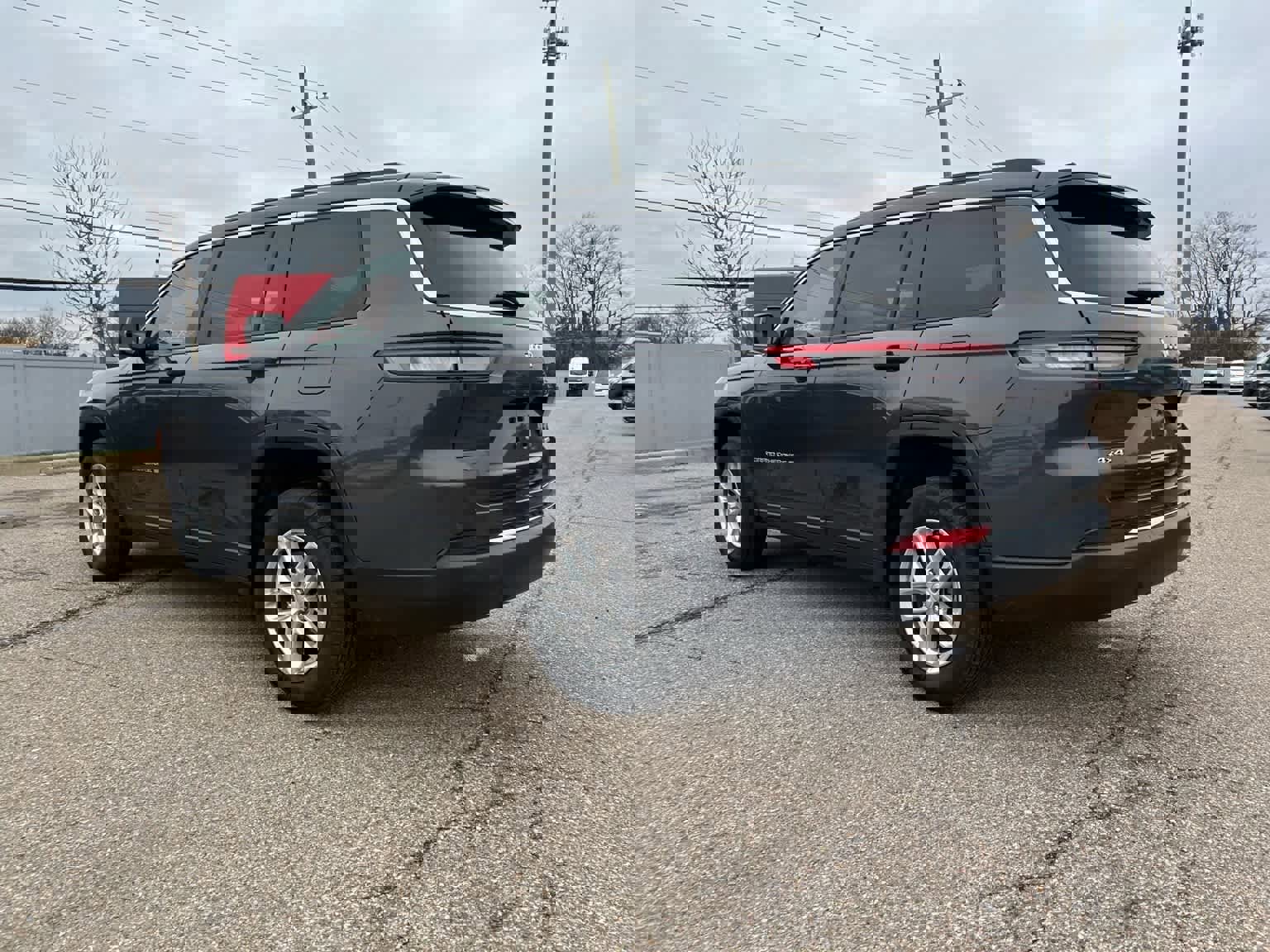 Certified 2024 Jeep Grand Cherokee L Laredo image 25