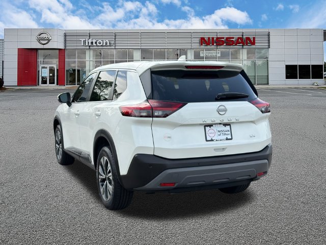 Used 2023 Nissan Rogue SV FWD image 5