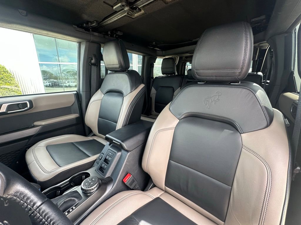 Used 2023 Ford Bronco Wildtrak image 13