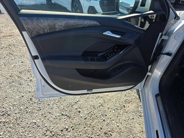 New 2025 Audi A6 e-tron Premium AWD/4WD image 25