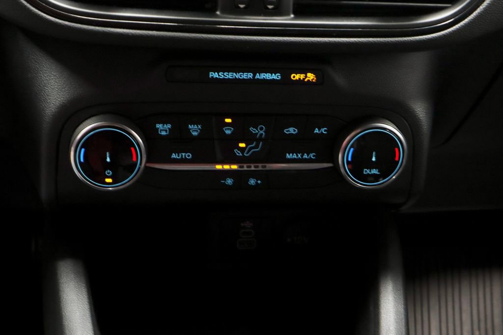 Used 2025 Ford Escape ST-Line AWD/4WD image 29