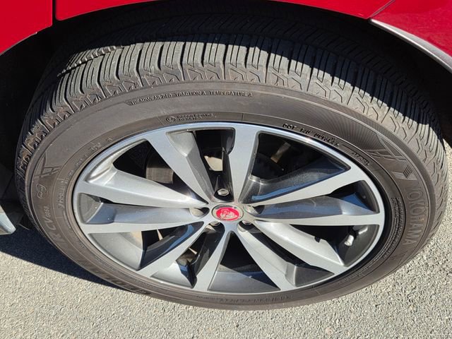 Used 2022 Jaguar F-PACE S AWD/4WD image 9