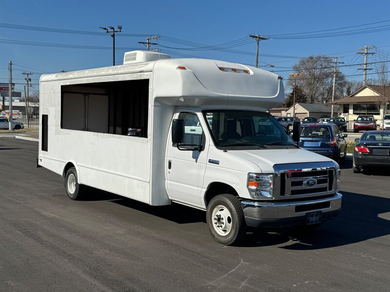 Used 2015 Ford E-450 and Econoline 450 Super Duty w/ Shuttle Bus Prep Package