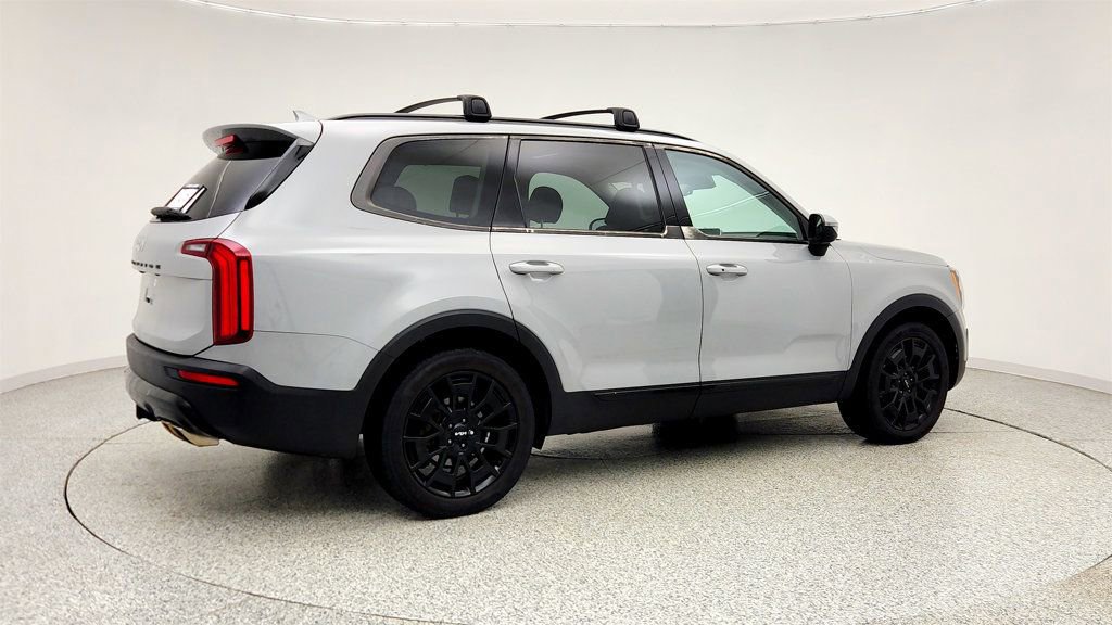 Used 2022 Kia Telluride EX w/ EX Premium Package AWD/4WD image 5